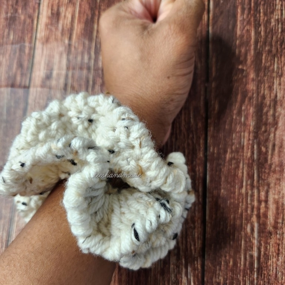 Scrunchies Set of 2